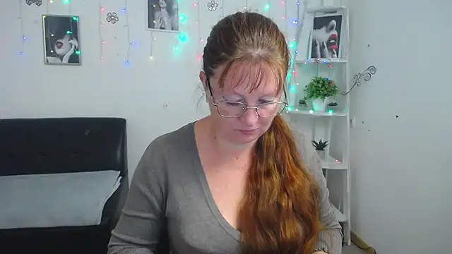 Snapshot of VanessaHotts chatting on September 20, 5:08 am VanessaHotts online show from September 20, 5:08 am