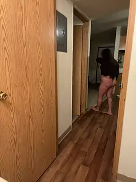 Snapshot of BustiBunny69 chatting on January 12, 4:10 am BustiBunny69 online show from January 12, 4:10 am