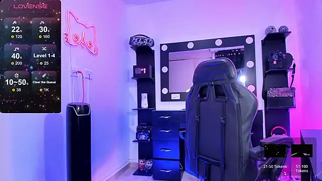 miss kitty online show from November 23, 1:27 am