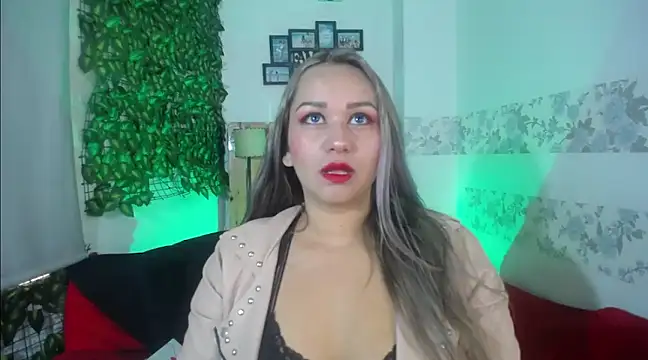 paula brausin online show from December 24, 12:00 pm