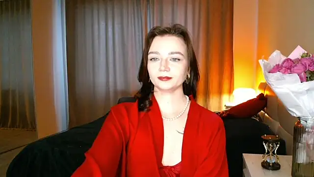 Snapshot of Shadow_Passion chatting on February 17, 10:51 am Shadow Passion online show from February 17, 10:51 am