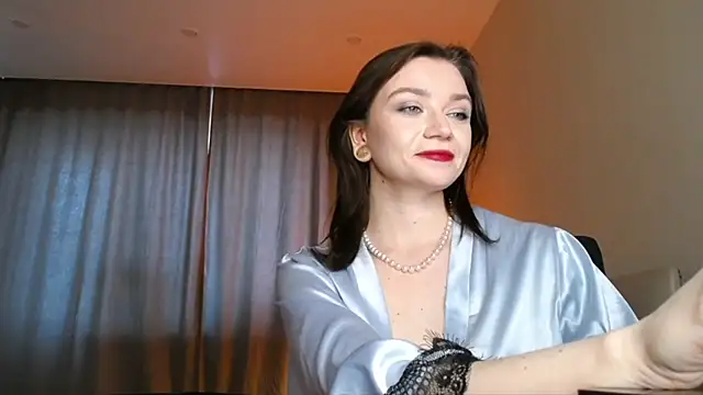 Snapshot of Shadow_Passion chatting on February 23, 10:39 am Shadow Passion online show from February 23, 10:39 am