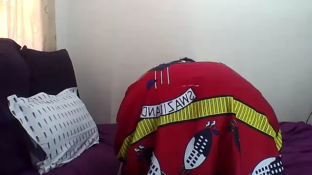 AddictiveAssCurves online show from October 14, 12:28 pm