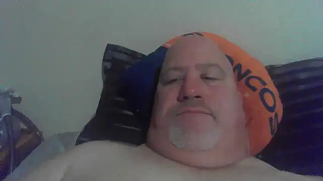 Snapshot of Bigbear0563 chatting on December 4, 3:21 pm Bigbear0563 online show from December 4, 3:21 pm