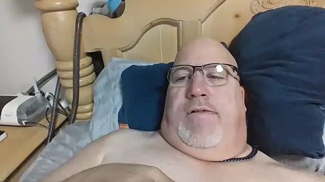 Bigbear0563 online show from February 4, 5:19 pm