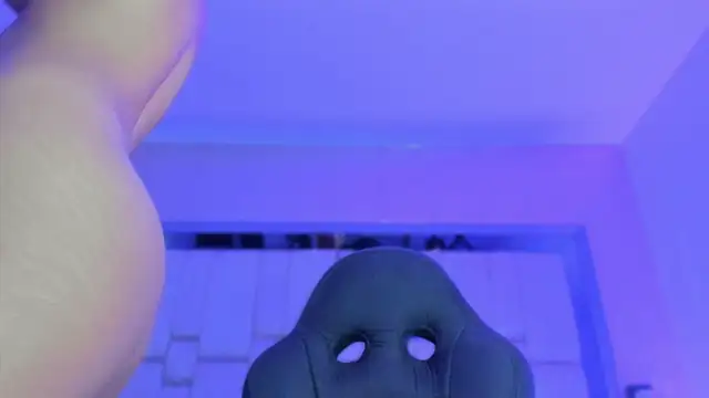 Snapshot of Emmily_Savage chatting on October 2, 11:39 am Emmily Savage online show from October 2, 11:39 am