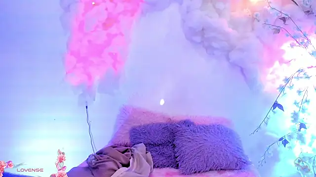 Mey moon online show from January 27, 8:39 pm