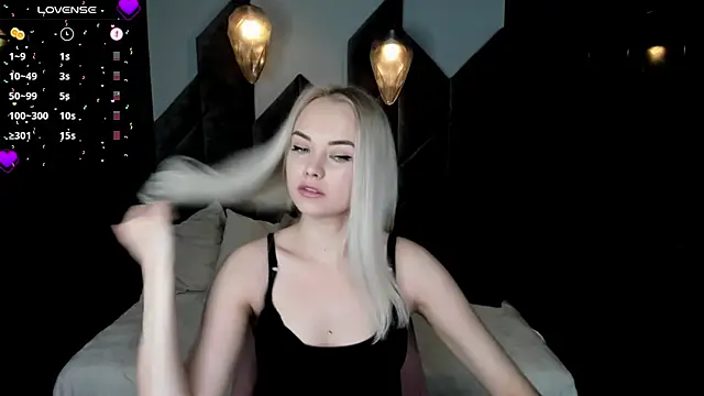 StephanieSweety online show from December 24, 11:22 pm