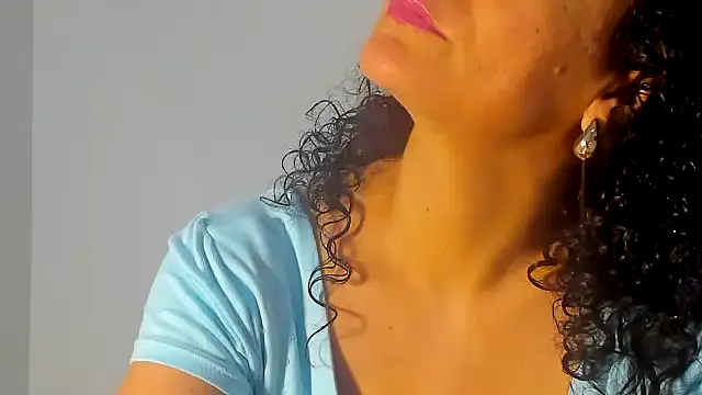 Sami Hotie1 online show from December 2, 6:14 pm