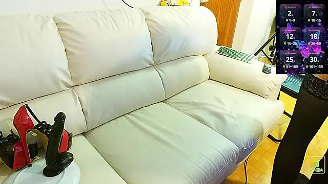 SissyLunaCD online show from March 26, 8:42 am