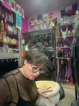 Snapshot of TamySweetness chatting on April 15, 7:58 pm TamySweetness online show from April 15, 7:58 pm