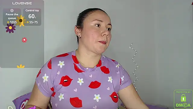 Luci flores online show from March 10, 7:40 pm