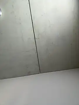 Snapshot of BedroomBullyX5 chatting on January 29, 11:41 am BedroomBullyX5 online show from January 29, 11:41 am