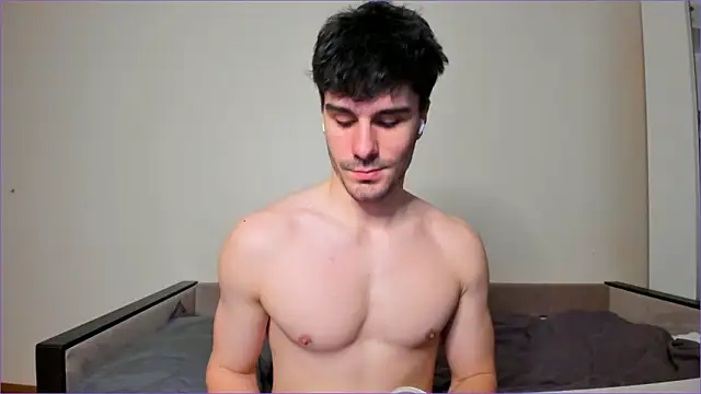 Snapshot of sam_huston chatting on March 20, 9:41 pm sam huston online show from March 20, 9:41 pm