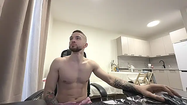 Marselle Laker online show from December 17, 10:43 am