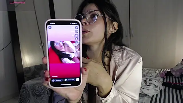 cristal sexybody online show from October 20, 4:51 pm