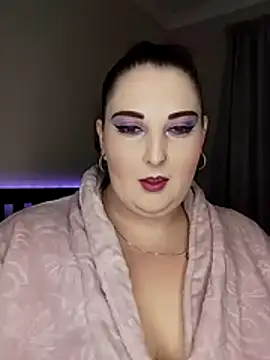 Snapshot of SexyBitchRSA chatting on July 20, 5:15 pm SexyBitchRSA online show from July 20, 5:15 pm