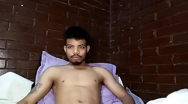 Snapshot of danidiazto2023 chatting on January 24, 9:47 pm danidiazto2023 online show from January 24, 9:47 pm