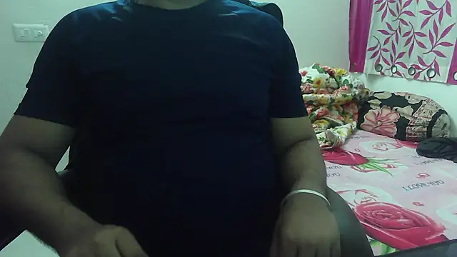 Snapshot of rentarob chatting on February 20, 4:03 pm rentarob online show from February 20, 4:03 pm