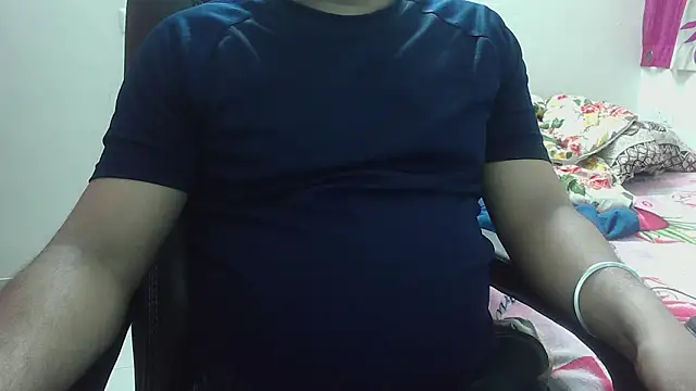 Snapshot of rentarob chatting on February 22, 5:02 pm rentarob online show from February 22, 5:02 pm