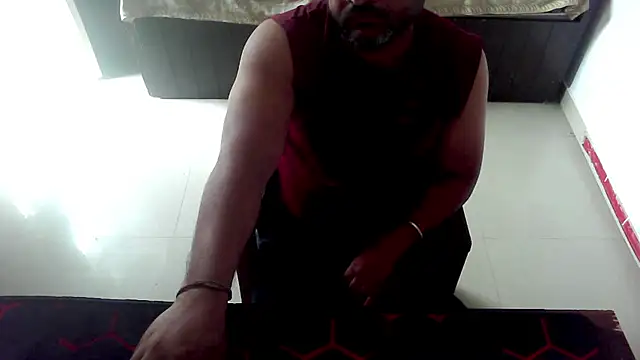 Snapshot of rentarob chatting on April 7, 9:32 am rentarob online show from April 7, 9:32 am