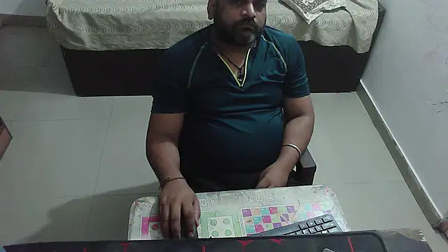 Snapshot of rentarob chatting on April 25, 6:38 pm rentarob online show from April 25, 6:38 pm