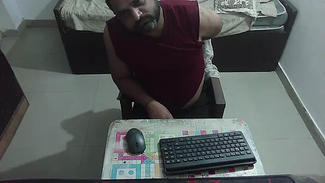 Snapshot of rentarob chatting on April 26, 5:10 pm rentarob online show from April 26, 5:10 pm