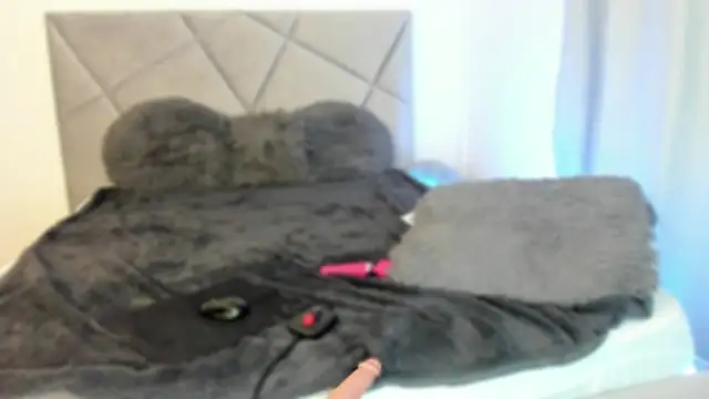 Snapshot of BlueEyesLexy chatting on January 14, 11:42 am BlueEyesLexy online show from January 14, 11:42 am