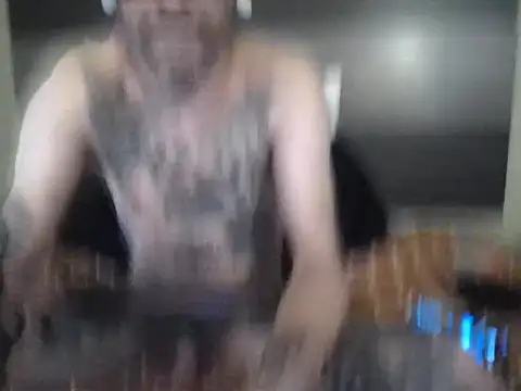 Snapshot of LB_Living chatting on January 13, 12:16 am LB Living online show from January 13, 12:16 am