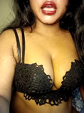 Snapshot of Hotlisa chatting on November 19, 4:01 am Hotlisa online show from November 19, 4:01 am