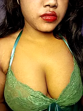 Snapshot of Hotlisa chatting on November 25, 4:40 pm Hotlisa online show from November 25, 4:40 pm