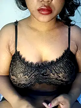 Snapshot of Hotlisa chatting on November 29, 6:55 pm Hotlisa online show from November 29, 6:55 pm