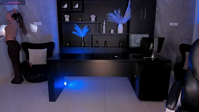 BiancaPierce online show from December 20, 12:01 pm