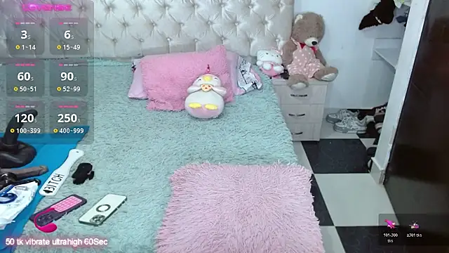 sara will4u online show from October 19, 8:20 pm