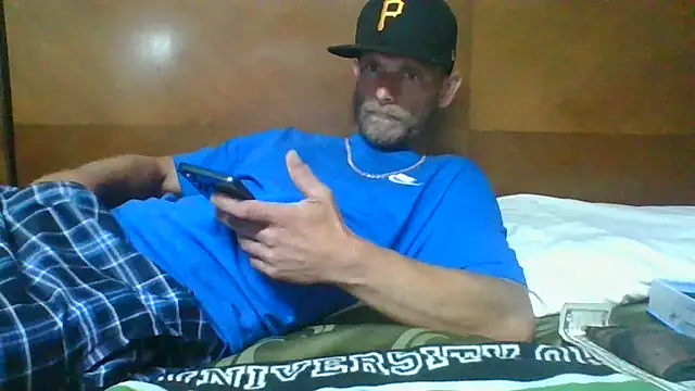 Snapshot of daddytim0 chatting on July 19, 7:01 am daddytim0 online show from July 19, 7:01 am