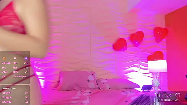 Snapshot of LucianaCarter chatting on February 15, 10:00 am LucianaCarter online show from February 15, 10:00 am