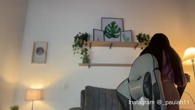 Paulah x online show from November 13, 8:08 pm