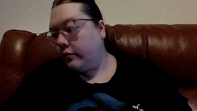 Sexycurvyemilyy online show from January 19, 12:42 pm