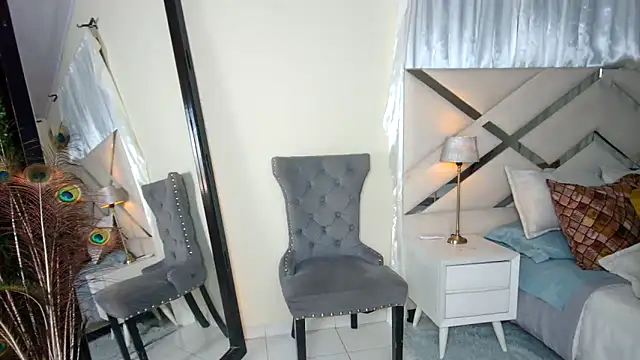 Snapshot of Selena_G69 chatting on October 20, 11:05 pm Selena G69 online show from October 20, 11:05 pm