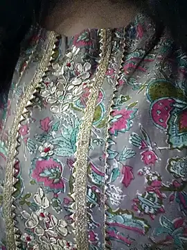 Sexybomb33 online show from December 26, 8:39 am