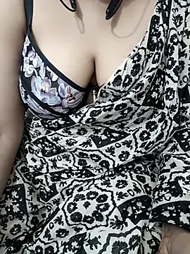 Sexybomb33 online show from February 24, 12:59 pm