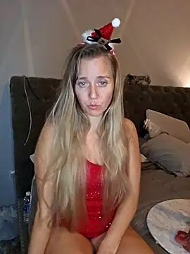 SkyelarSommer online show from December 26, 7:35 am