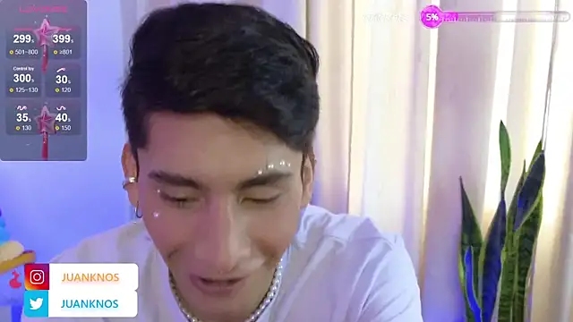 Snapshot of by_pandora chatting on January 21, 6:45 pm by pandora online show from January 21, 6:45 pm