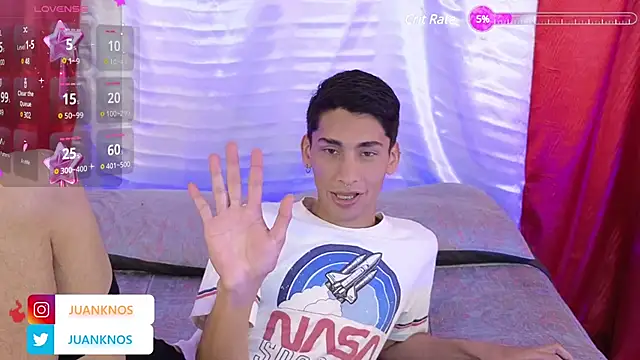 Snapshot of by_pandora chatting on February 18, 5:53 pm by pandora online show from February 18, 5:53 pm