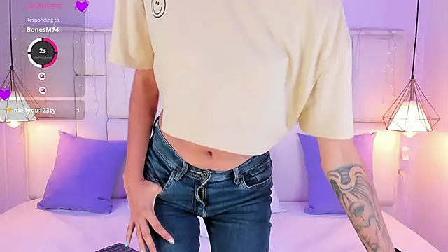 SarahSophia  online show from January 16, 11:37 am