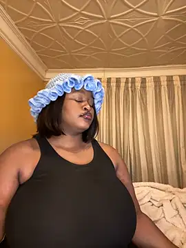 KnockoutBestie online show from April 24, 6:43 pm