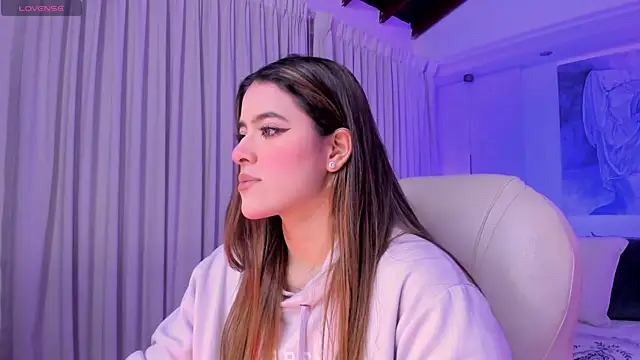 nathalie rivers online show from February 12, 11:16 am