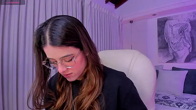 nathalie rivers online show from March 11, 11:27 am