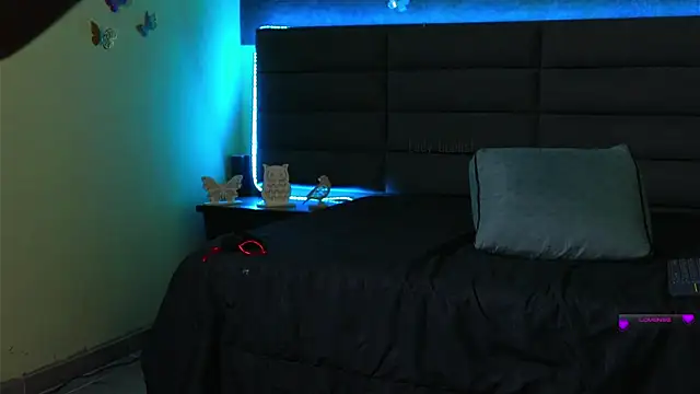 kathieandpovcock1 online show from January 8, 1:11 am