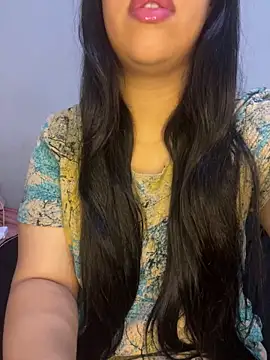 Snapshot of Mayacrayzi chatting on September 25, 8:40 am Mayacrayzi online show from September 25, 8:40 am